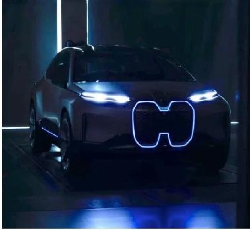 BMW Vision iNext v2